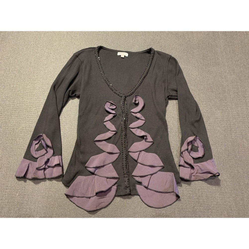 Cordelia Ruffle V Neck Snap Button Sweater Black‎ Size Small Black And Purple